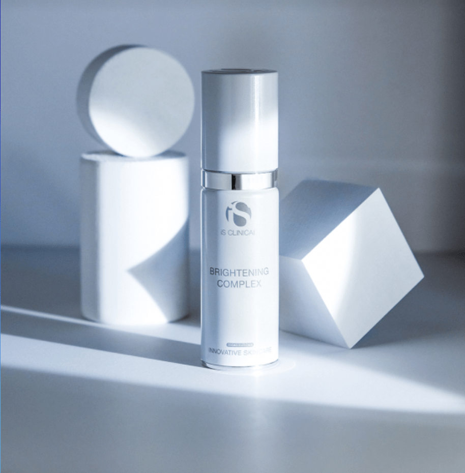 iS Clinical Brightening Complex - ONASSIS SKIN